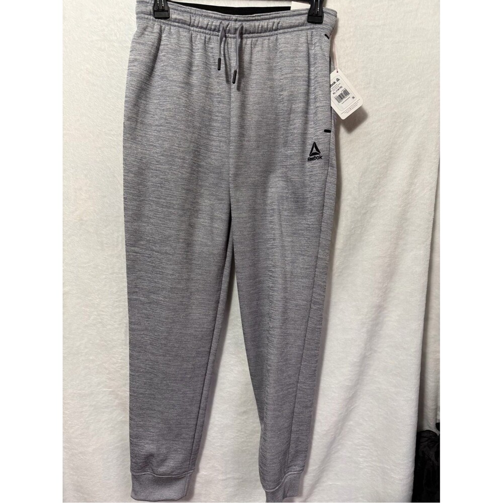Reebok Men’s Light Gray Heather Jogger Sweatpants